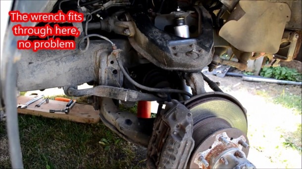 1989 Toyota Pickup Cv Axle Removal   Replacement